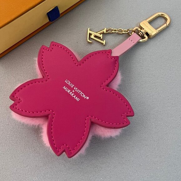 Louis Vuitton Pink Fluffy Flower Bag Charm/Keychain - Picture 3 of 5